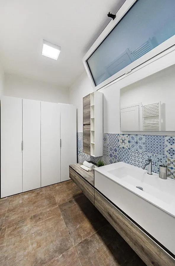 Castelletto Apartments With Pool By Wonderful Italy Polpenazze del Garda